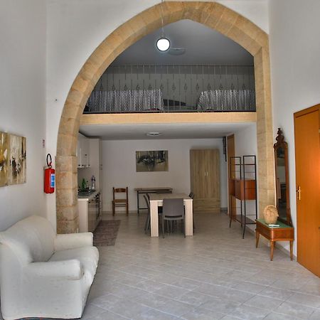 Holiday Home Castle Salemi - Casa Vacanze Eksteriør billede